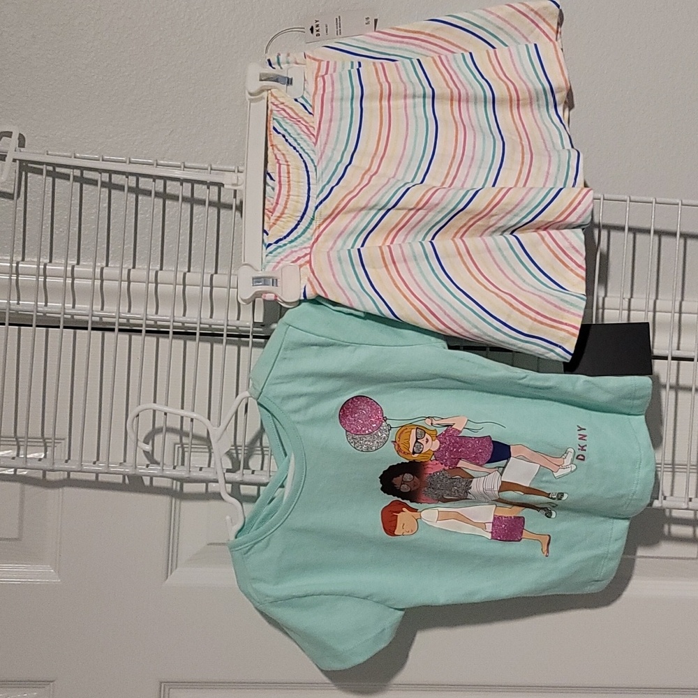 DKNY Girls two piece skirt set